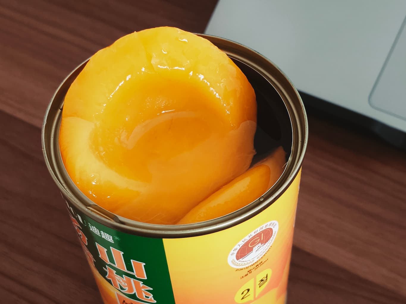 黄桃罐头
